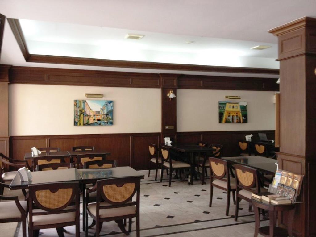 Rattana Mansion Otel Phuket Dış mekan fotoğraf